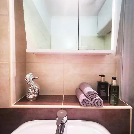 Szín-aranyhíd Apartamento *