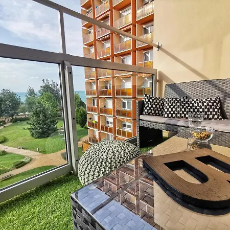 Szin-aranyhid Apartament