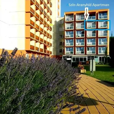 Szín-aranyhíd Apartamento *